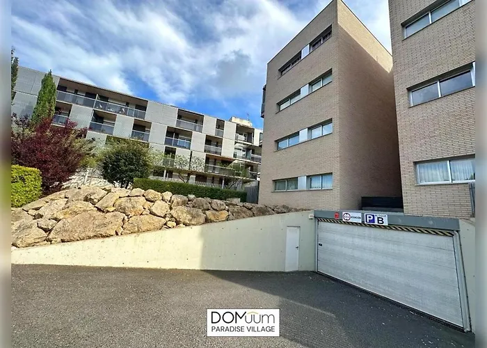 Domuum Holidays - Paradise Village
